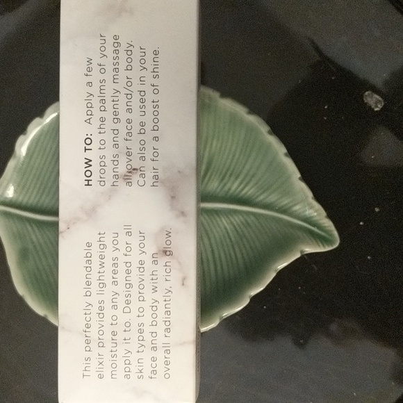 Face and body elixir - Picture 2 of 3